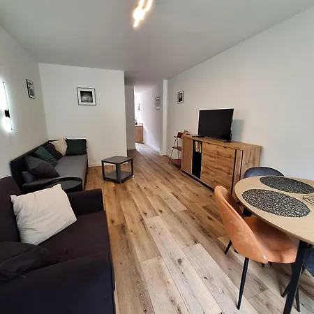 Al-dom Mily Zakatek W Centrum Апартаменты *