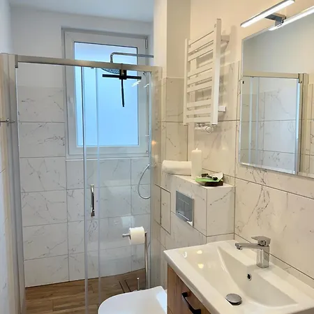 Apartman Al-dom Mily Zakatek W Centrum Kołobrzeg